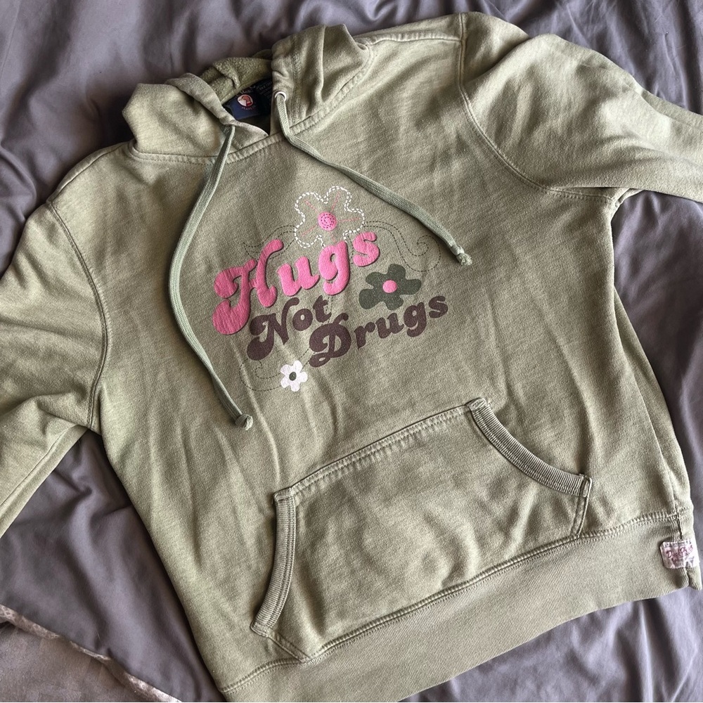 Green Hoodie with 'Hugs Not Drugs' Print